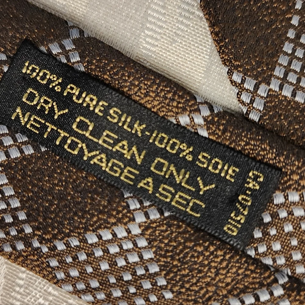 GIORGIO ARMANI Vintage Brown Geometric Silk Tie NWT Made in Italy